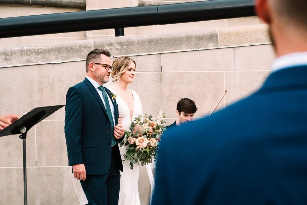 An Elopement on the Indianapolis Canal Walk 20 BAT00389